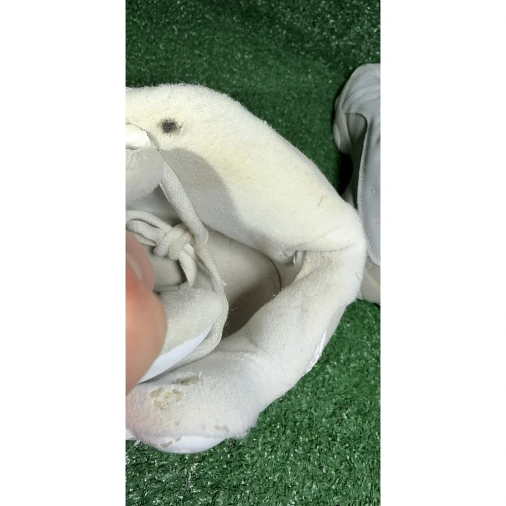 Vintage Air Jordan 13 Retro Neutral Grey Basketball Shoes 2005 Mens Size 8